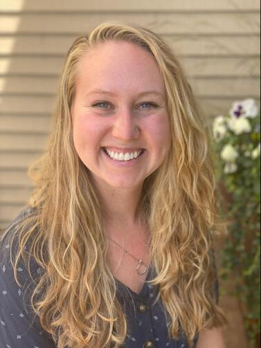 RanDee Anshutz, Registered Dietitian Nutritionist and Licensed Massage Therapist, Bend Oregon